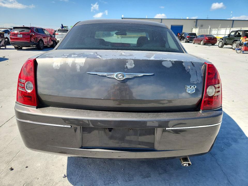Продажа на аукционе авто 2010 Chrysler 300, vin: 2C3CA4CD6AH211298, номер лота: 73005356