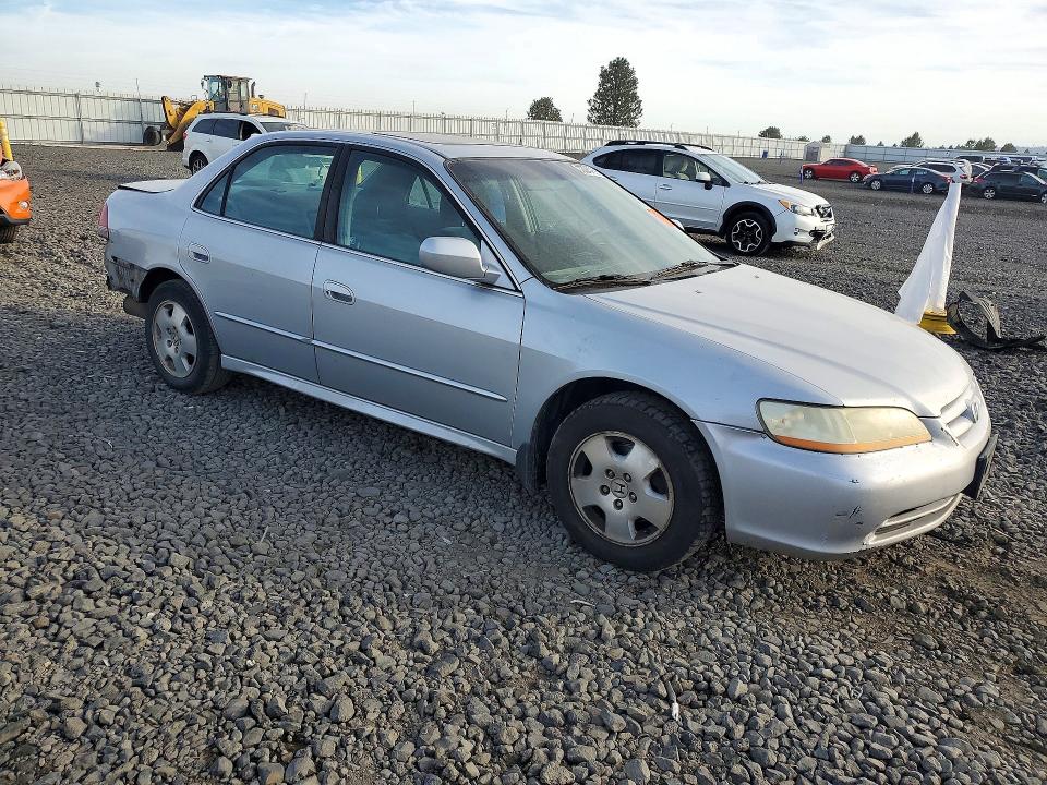2002 Honda Accord მანქანა იყიდება აუქციონზე, vin: 1HGCG16502A079864, აუქციონის ნომერი: 72244696