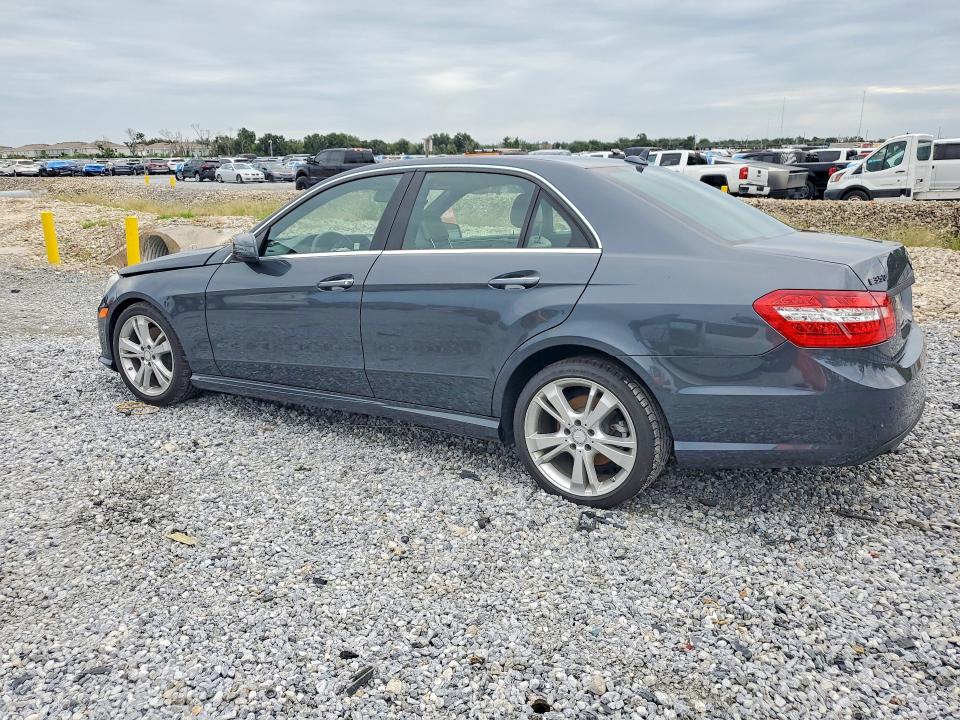 2013 Mercedes-benz E მანქანა იყიდება აუქციონზე, vin: WDDHF5KB4DA710442, აუქციონის ნომერი: 71639786