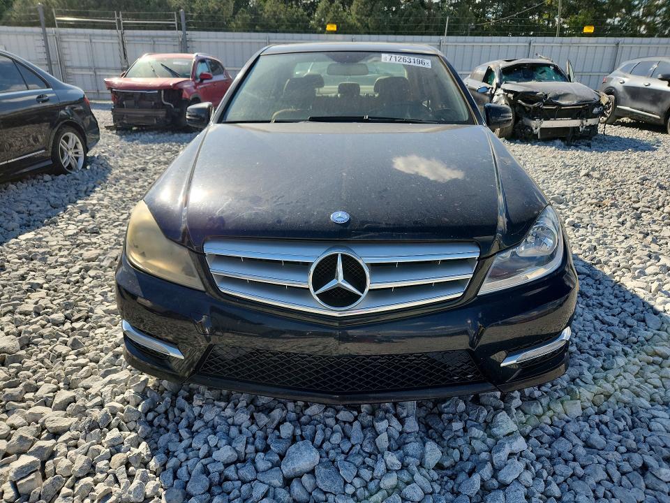 71263196 :رقم المزاد ، WDDGF4HB1DA766674 vin ، 2013 Mercedes-benz C مزاد بيع