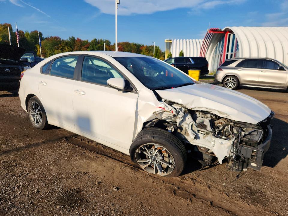 71448546 :رقم المزاد ، 3KPF24AD4NE428424 vin ، 2022 Kia Forte مزاد بيع