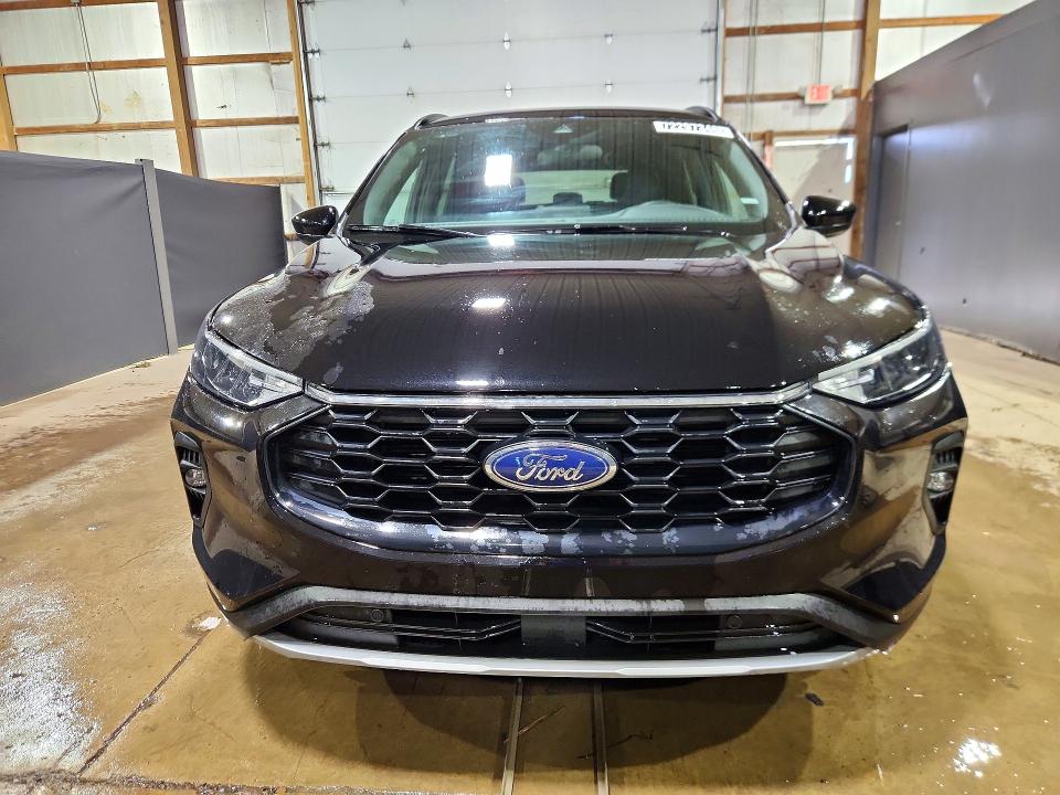 72297346 :رقم المزاد ، 1FMCU9NA9SUB43219 vin ، 2025 Ford Escape مزاد بيع