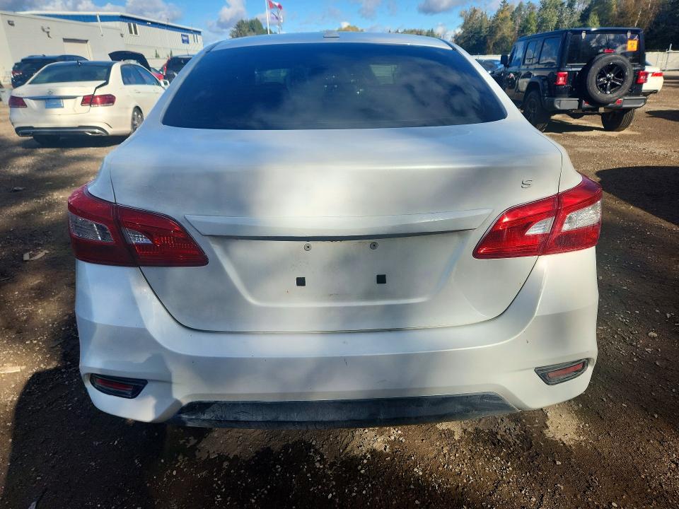 Продажа на аукционе авто 2018 Nissan Sentra, vin: 3N1AB7AP6JY298633, номер лота: 72310026