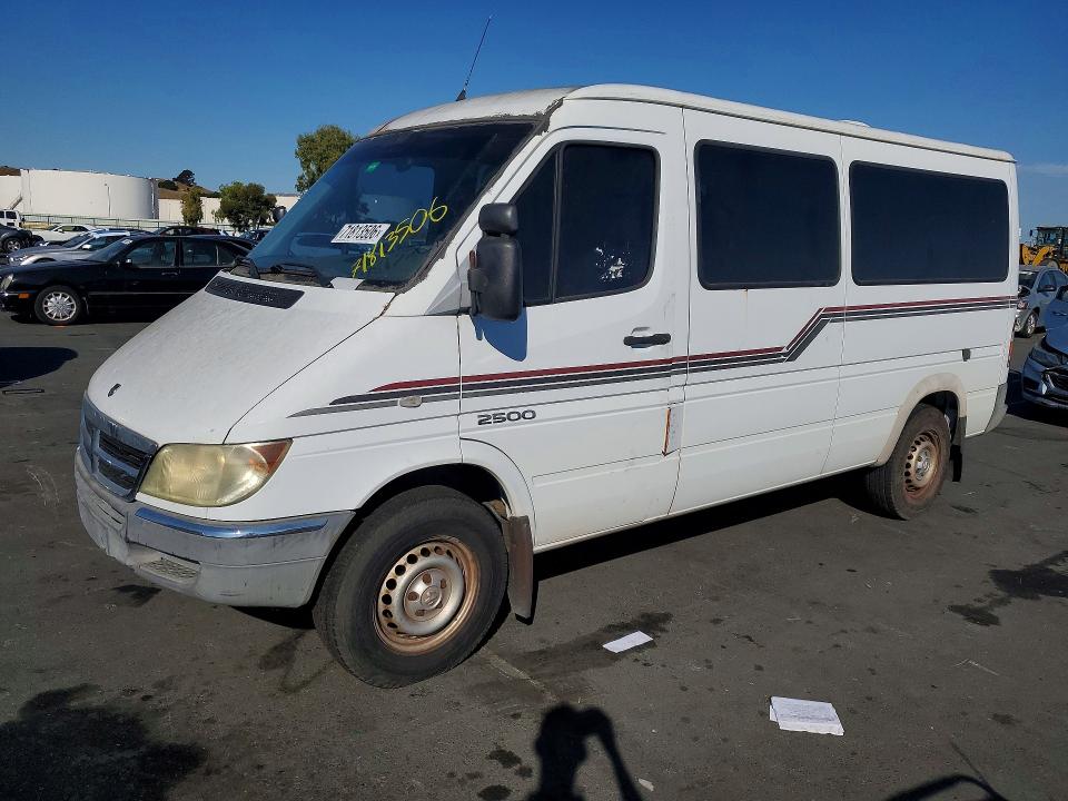Продажа на аукционе авто 2004 Sprinter 2500 Sprinter, vin: WD5PD644545652268, номер лота: 71813506