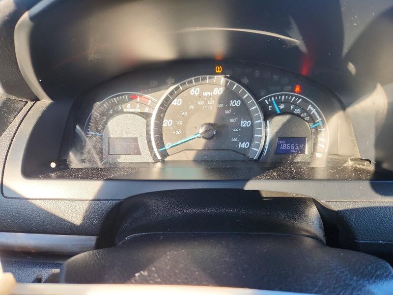 71235836 :رقم المزاد ، 4T1BF1FK6FU899286 vin ، 2015 Toyota Camry مزاد بيع