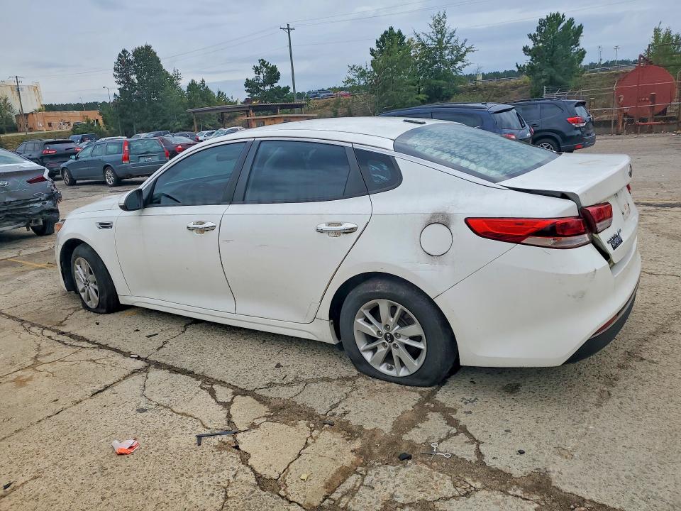 2016 Kia Optima მანქანა იყიდება აუქციონზე, vin: KNAGT4L34G5085096, აუქციონის ნომერი: 71625866