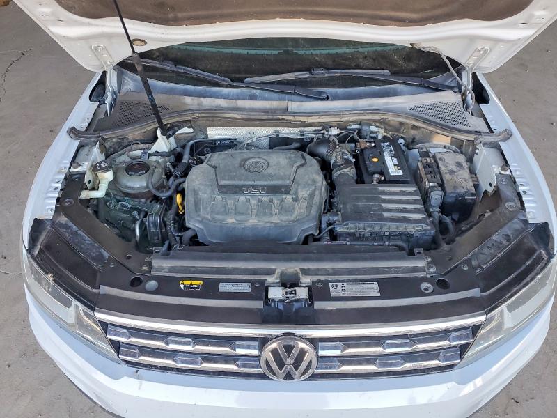 Продажа на аукционе авто 2018 Volkswagen Tiguan, vin: 3VV3B7AX3JM214251, номер лота: 71272286