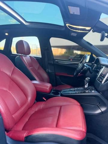 72997956 :رقم المزاد ، WP1AB2A55HLB10068 vin ، 2017 Porsche Macan مزاد بيع