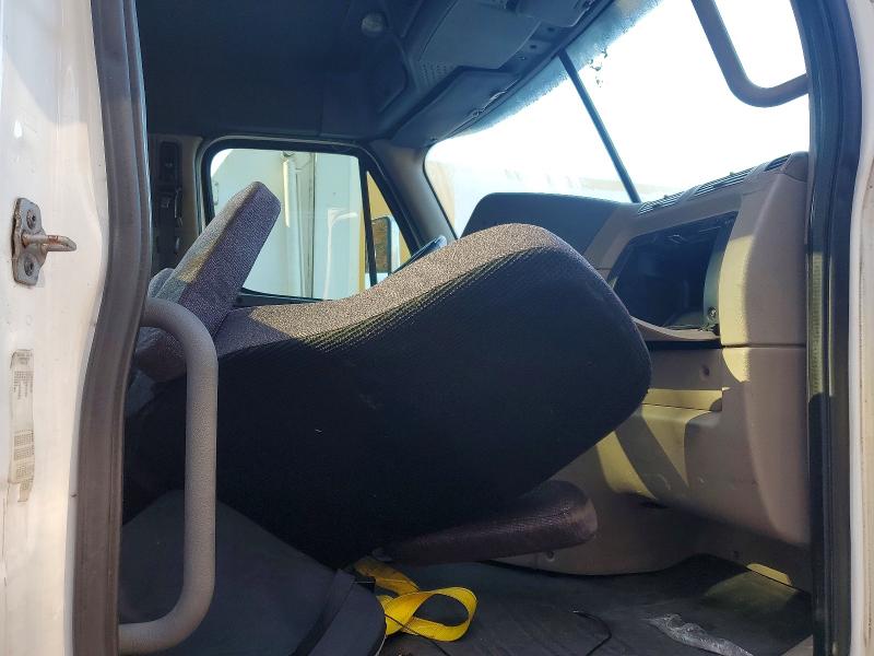 71206656 :رقم المزاد ، 1FUJGEDR0CLBM7911 vin ، 2012 Freightliner Cascadia 125 مزاد بيع