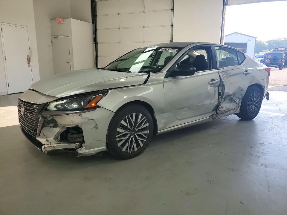 2026 Nissan Altima მანქანა იყიდება აუქციონზე, vin: 1N4BL4DV6TN305772, აუქციონის ნომერი: 72781236