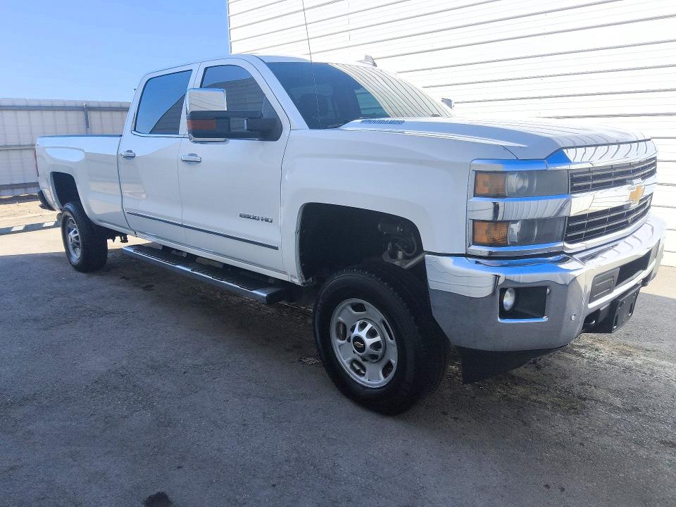 68879116 :رقم المزاد ، 1GC1KWE81FF510458 vin ، 2015 Chevrolet Silverado مزاد بيع