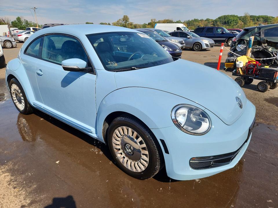 2014 Volkswagen Beetle მანქანა იყიდება აუქციონზე, vin: 3VWJ17AT3EM666421, აუქციონის ნომერი: 71235826