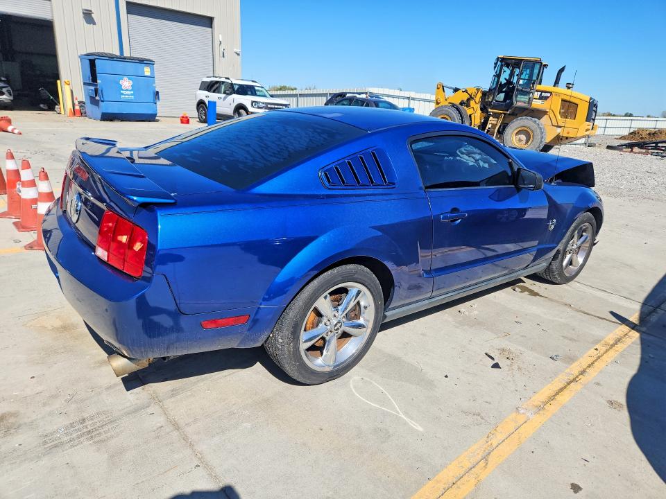 71499516 :رقم المزاد ، 1ZVHT80N295116334 vin ، 2009 Ford Mustang مزاد بيع