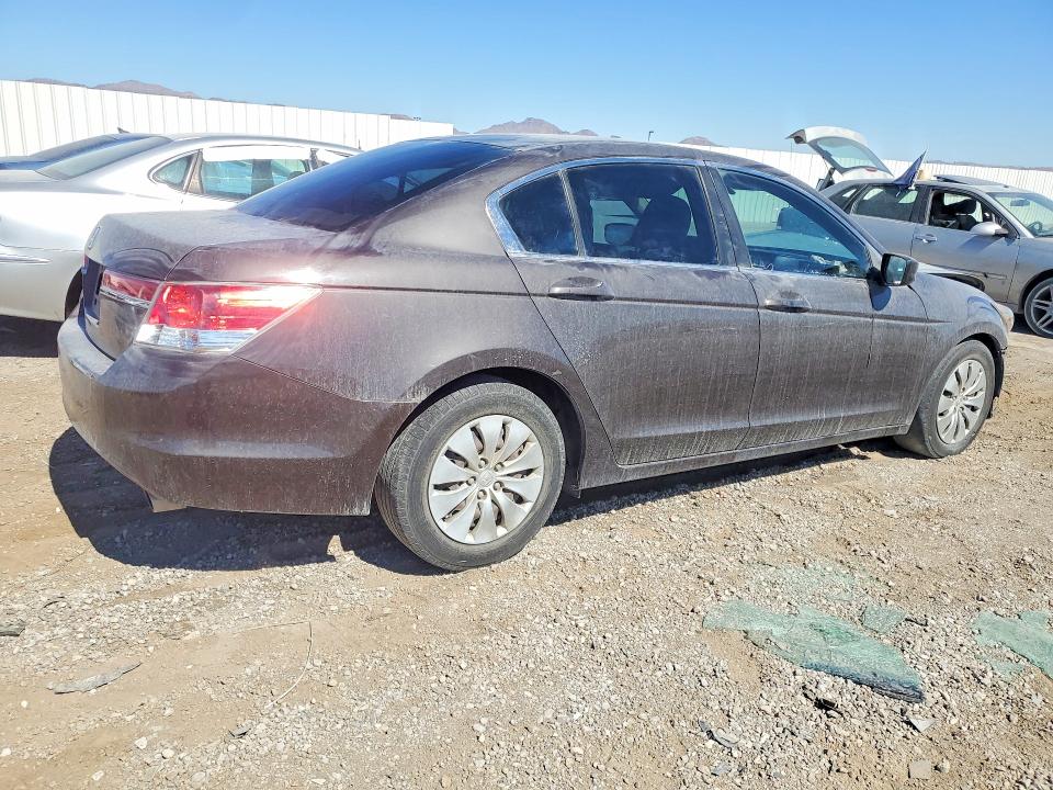 62100176 :رقم المزاد ، 1HGCP2F33BA068300 vin ، 2011 Honda Accord مزاد بيع