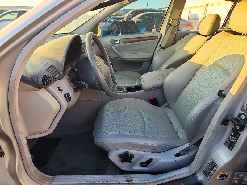 2004 Mercedes-benz C მანქანა იყიდება აუქციონზე, vin: WDBRF40J04F444048, აუქციონის ნომერი: 64696336