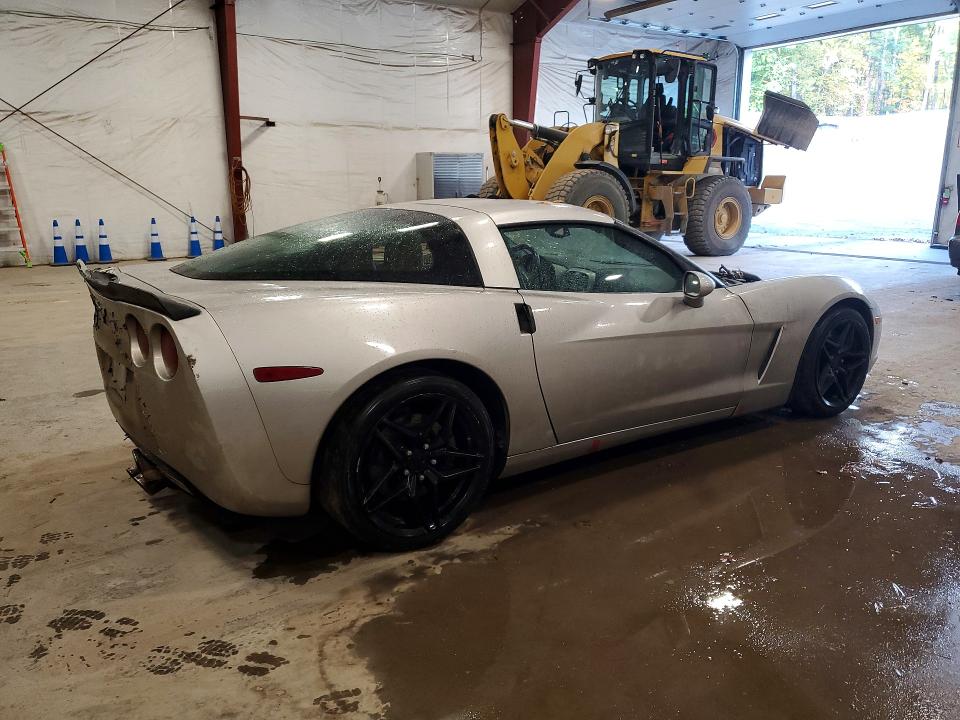 71535086 :رقم المزاد ، 1G1YY24U355134704 vin ، 2005 Chevrolet Corvette مزاد بيع