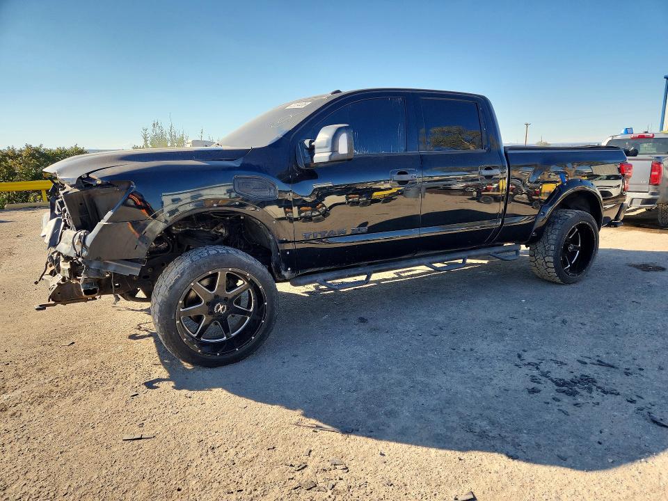 70734476 :رقم المزاد ، 1N6BA1F40HN556780 vin ، 2017 Nissan Titan Xd مزاد بيع