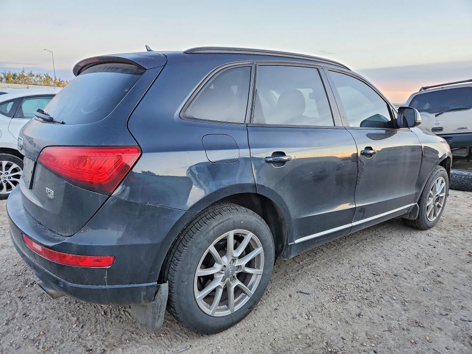 2014 Audi Q5 მანქანა იყიდება აუქციონზე, vin: WA1CFCFP3EA099751, აუქციონის ნომერი: 70053416