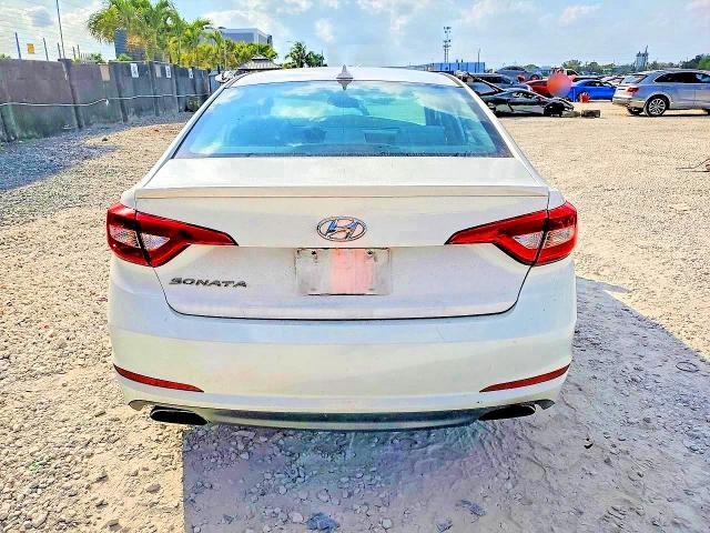 2017 Hyundai Sonata მანქანა იყიდება აუქციონზე, vin: 5NPE34AF8HH535017, აუქციონის ნომერი: 72994526