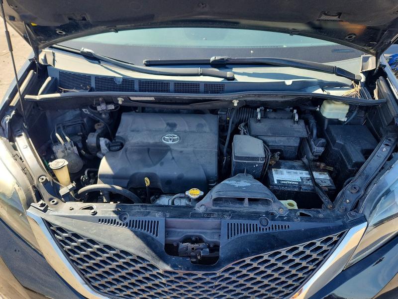 Aukcja sprzedaży 2016 Toyota Sienna, vin: 5TDXK3DC5GS696778, numer aukcji: 70605416