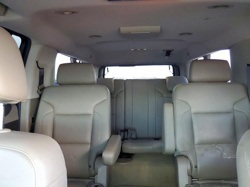 72425046 :رقم المزاد ، 1GNSKHKC0JR353545 vin ، 2018 Chevrolet Suburban مزاد بيع