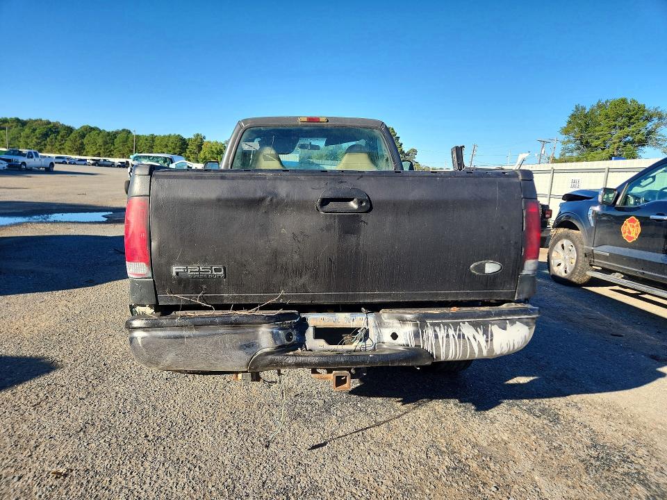 71597836 :رقم المزاد ، 1FTNF21L44ED87928 vin ، 2004 Ford F250 مزاد بيع
