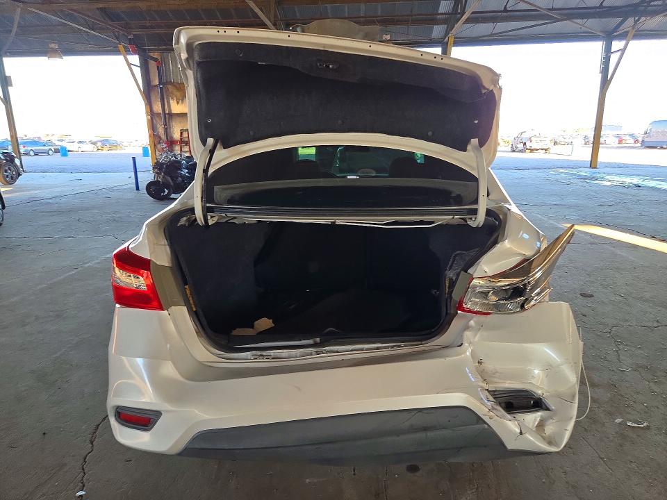2017 Nissan Sentra მანქანა იყიდება აუქციონზე, vin: 3N1AB7AP3HL642734, აუქციონის ნომერი: 72164426