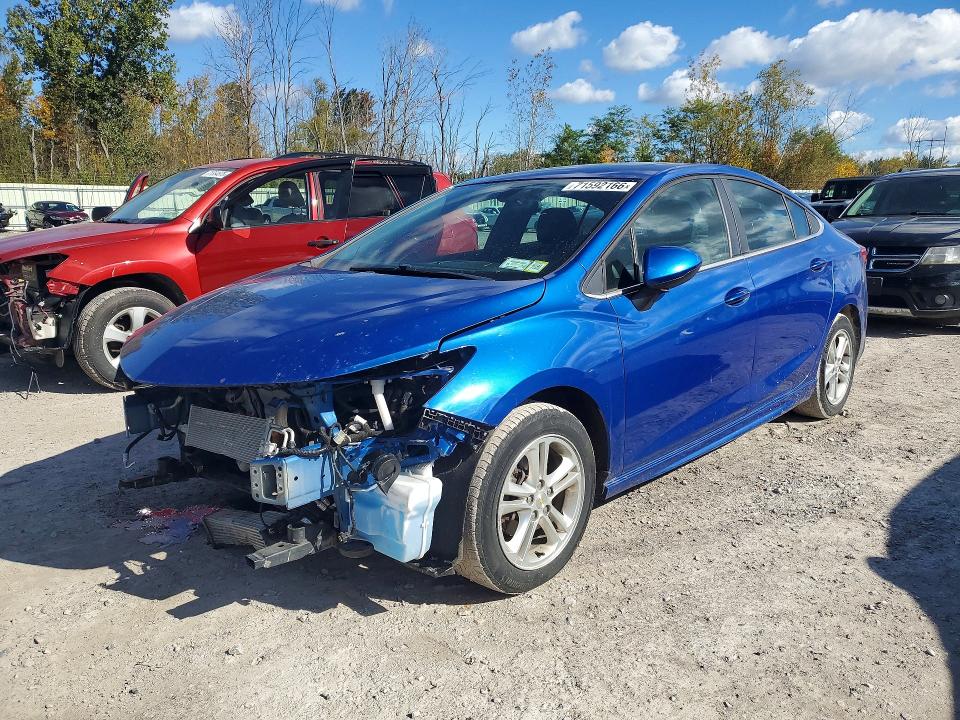 2018 Chevrolet Cruze მანქანა იყიდება აუქციონზე, vin: 1G1BE5SM8J7215845, აუქციონის ნომერი: 71592166