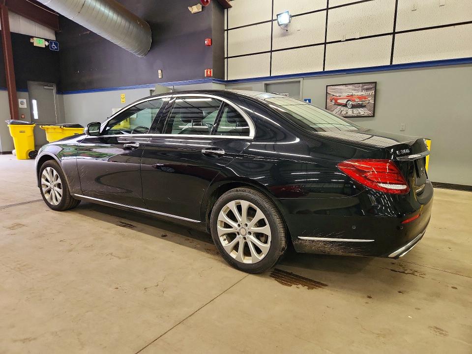 70542386 :رقم المزاد ، WDDZF4KB1HA201428 vin ، 2017 Mercedes-benz E مزاد بيع
