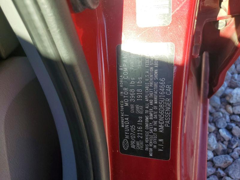2005 Hyundai Elantra მანქანა იყიდება აუქციონზე, vin: KMHDN56D85U164666, აუქციონის ნომერი: 70709676