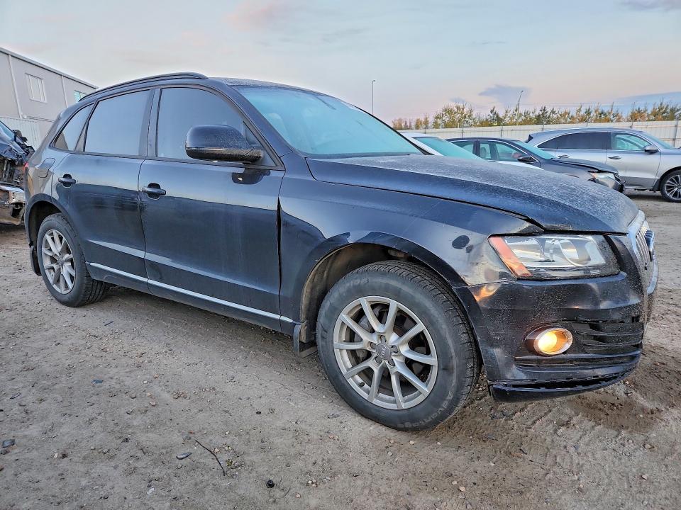 2014 Audi Q5 მანქანა იყიდება აუქციონზე, vin: WA1CFCFP3EA099751, აუქციონის ნომერი: 70053416