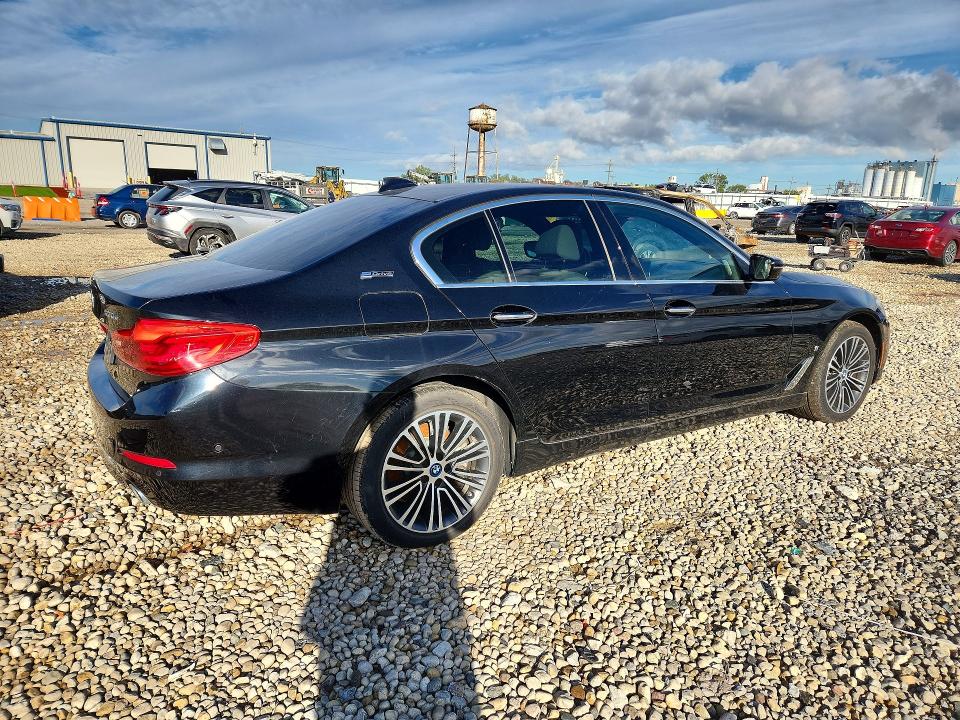 Продажа на аукционе авто 2018 Bmw 530xe, vin: WBAJB1C50JB083850, номер лота: 71365656