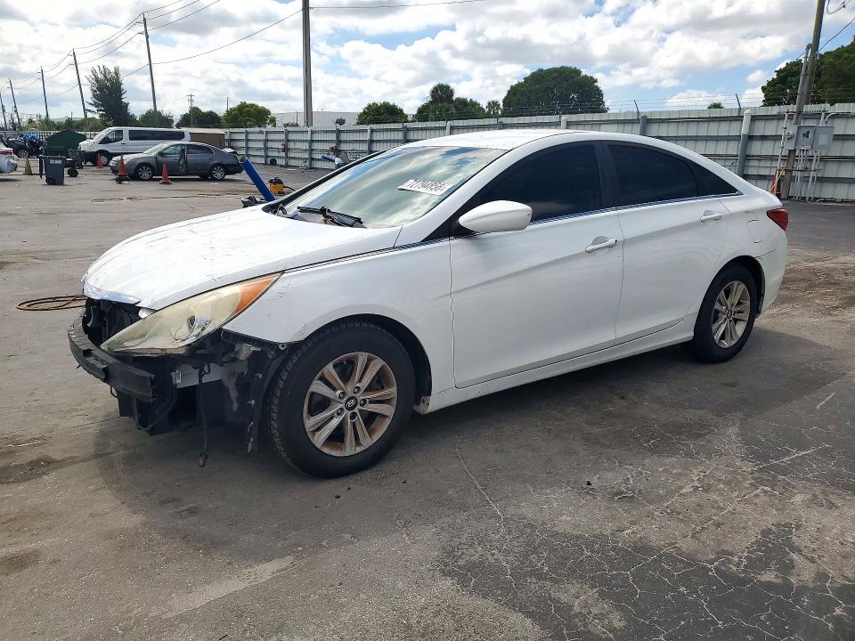 Продажа на аукционе авто 2013 Hyundai Sonata, vin: 5NPEB4AC7DH737656, номер лота: 72794856