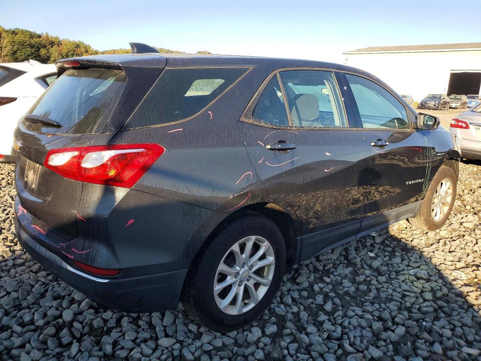 2018 Chevrolet Equinox მანქანა იყიდება აუქციონზე, vin: 2GNAXHEV4J6149563, აუქციონის ნომერი: 71585426