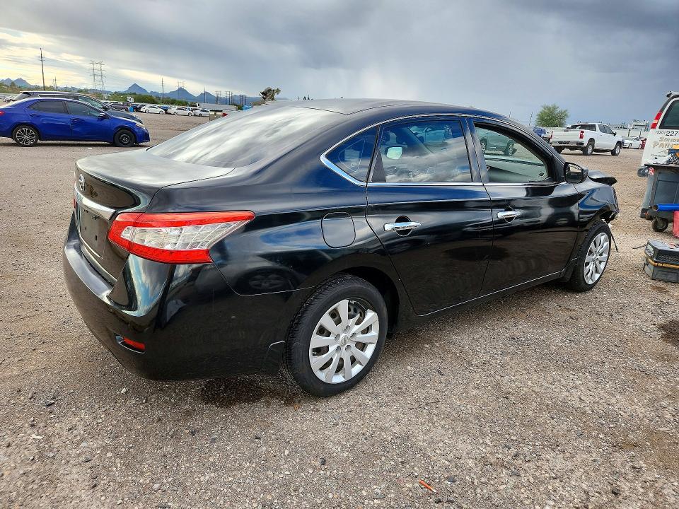 Продажа на аукционе авто 2015 Nissan Sentra, vin: 3N1AB7AP7FY286255, номер лота: 72831046