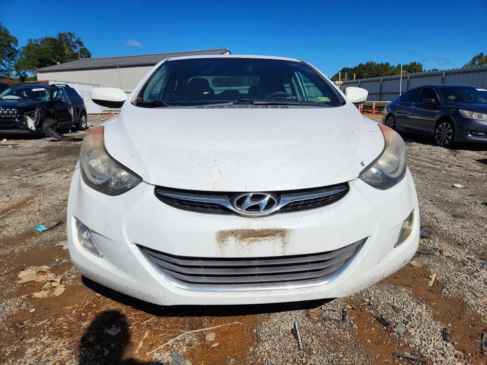2013 Hyundai Elantra მანქანა იყიდება აუქციონზე, vin: 5NPDH4AE0DH453717, აუქციონის ნომერი: 72045566