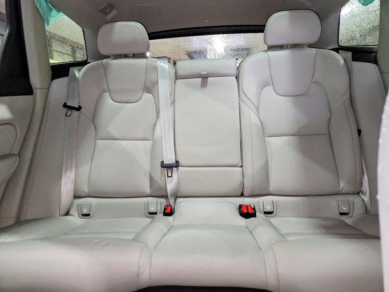 71229636 :رقم المزاد ، YV4M12RM4T1445885 vin ، 2026 Volvo Xc60 مزاد بيع