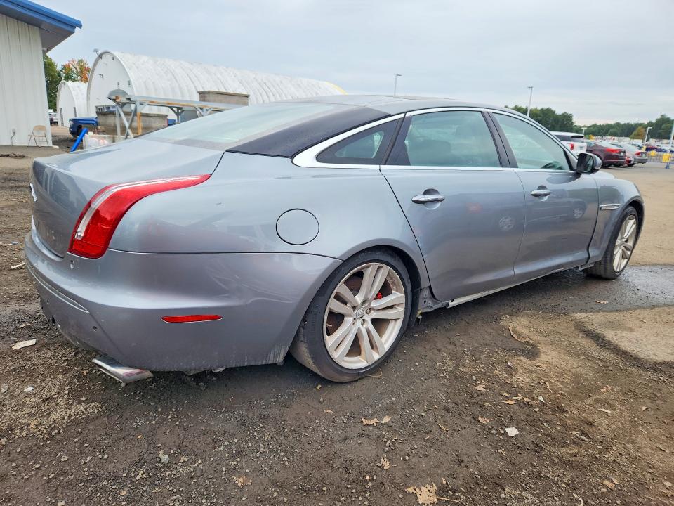 Продажа на аукционе авто 2011 Jaguar Xjl, vin: SAJWA2GB6BLV07658, номер лота: 70898546