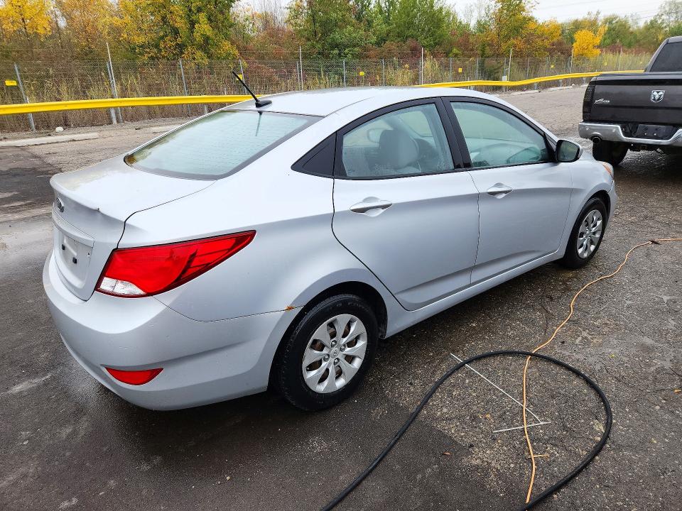 2016 Hyundai Accent მანქანა იყიდება აუქციონზე, vin: KMHCT4AE7GU057249, აუქციონის ნომერი: 72665876