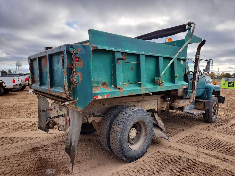 71417126 :رقم المزاد ، 1GBP7H1J7PJ101240 vin ، 1993 Chevrolet C7 مزاد بيع