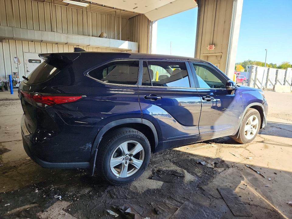 2023 Toyota Highlander მანქანა იყიდება აუქციონზე, vin: 5TDKDRAH0PS021301, აუქციონის ნომერი: 71542886