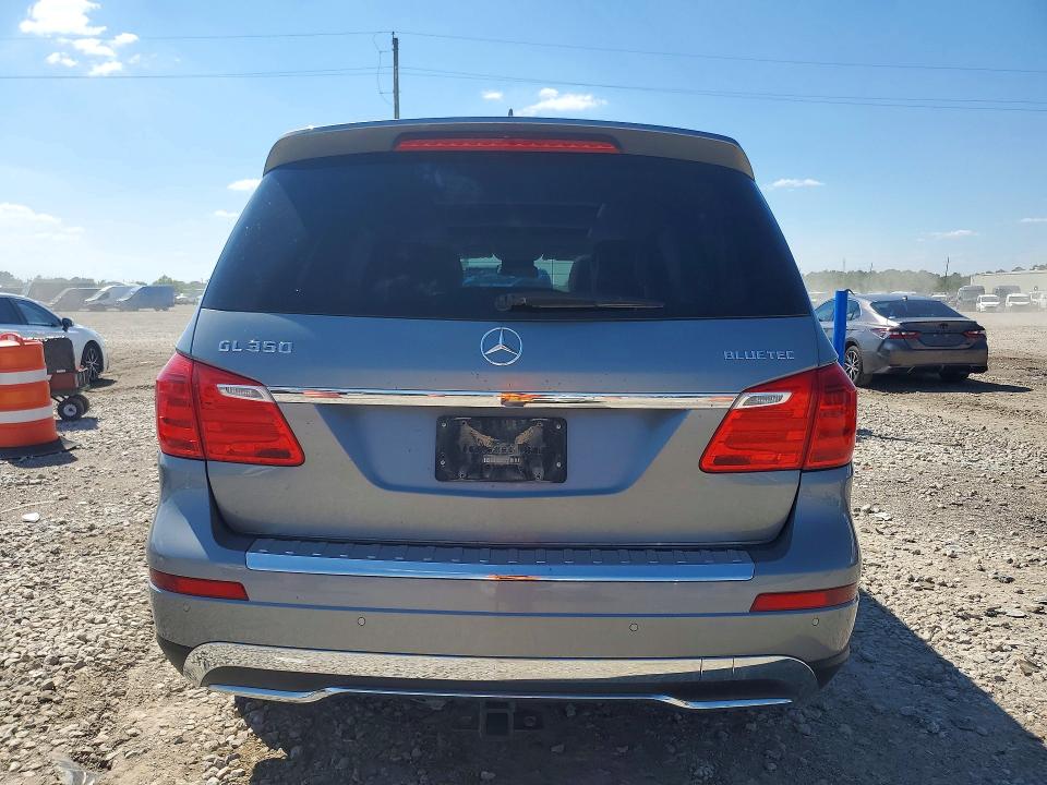 Auction sale of the 2016 Mercedes-benz Gl, vin: 4JGDF2EEXGA655007, lot number: 72040306