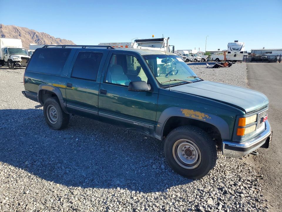 71430956 :رقم المزاد ، 3GKGK26J9VG500489 vin ، 1997 Gmc Suburban مزاد بيع