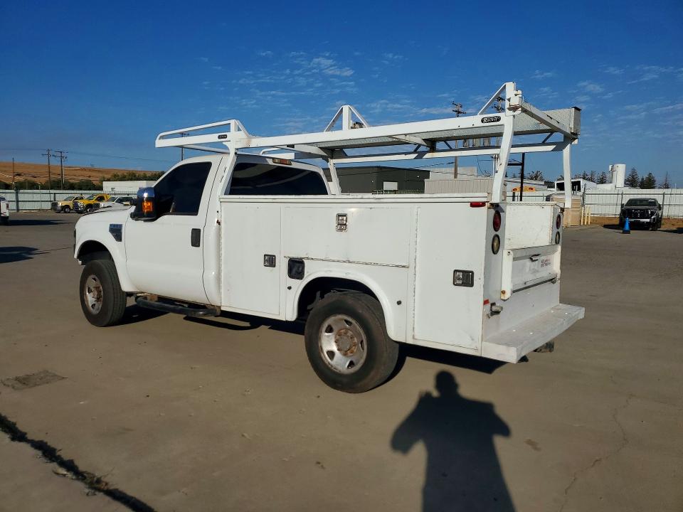 71218976 :رقم المزاد ، 1FDNF215X8ED90741 vin ، 2008 Ford F250 مزاد بيع