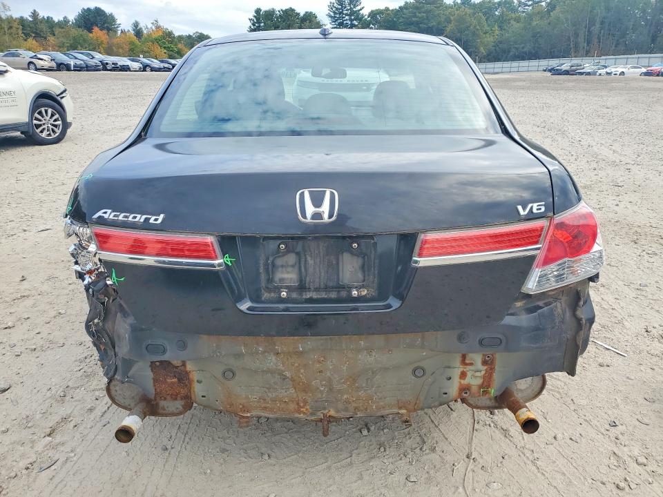 Aukcja sprzedaży 2011 Honda Accord, vin: 1HGCP3F86BA013356, numer aukcji: 71049836