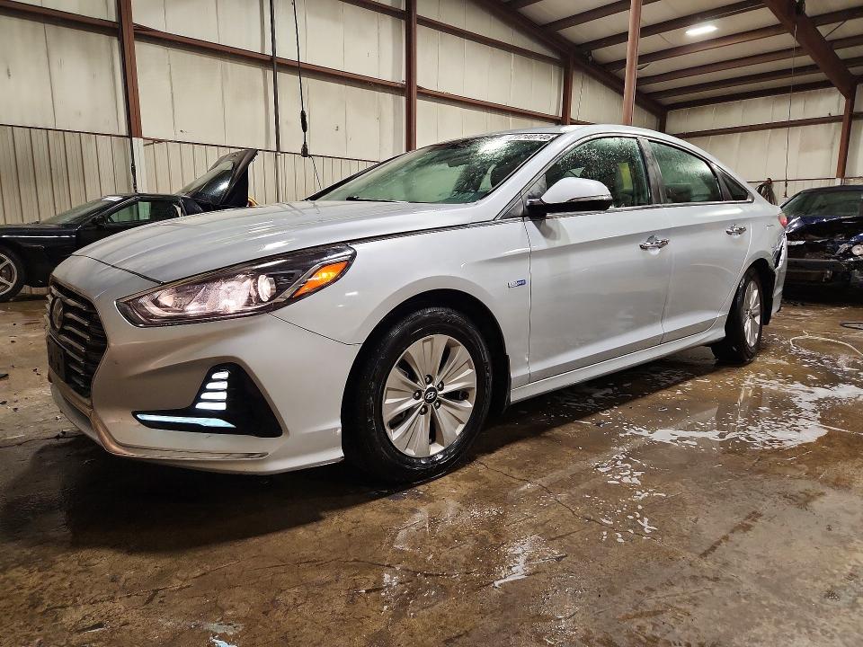 2019 Hyundai Sonata Hybrid მანქანა იყიდება აუქციონზე, vin: KMHE24L34KA091053, აუქციონის ნომერი: 71740746