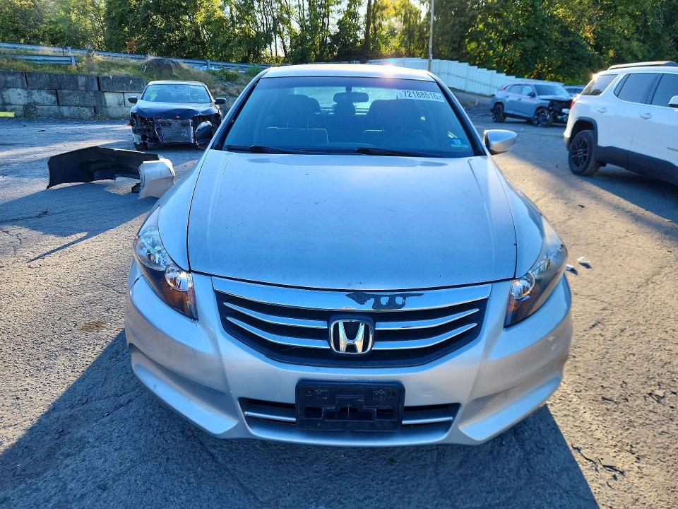 2011 Honda Accord მანქანა იყიდება აუქციონზე, vin: 1HGCP2F46BA094849, აუქციონის ნომერი: 72188516