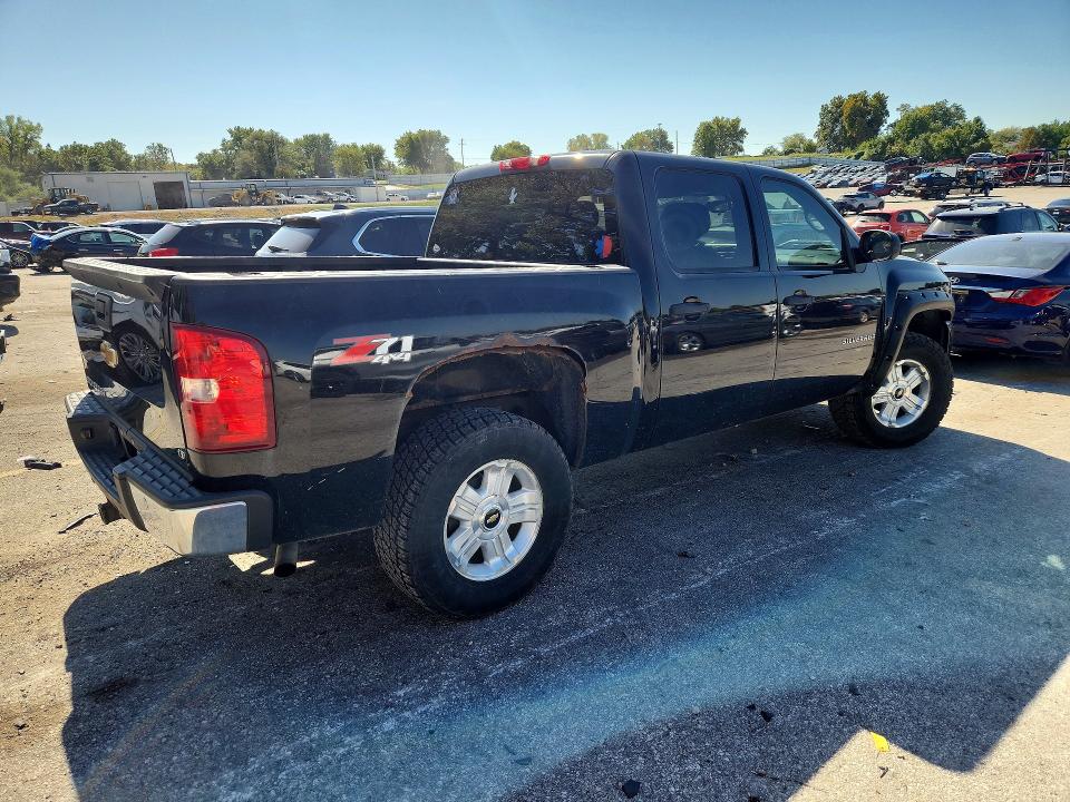 Продаж на аукціоні авто 2011 Chevrolet Silverado, vin: 3GCPKSE33BG227575, номер лоту: 72205166