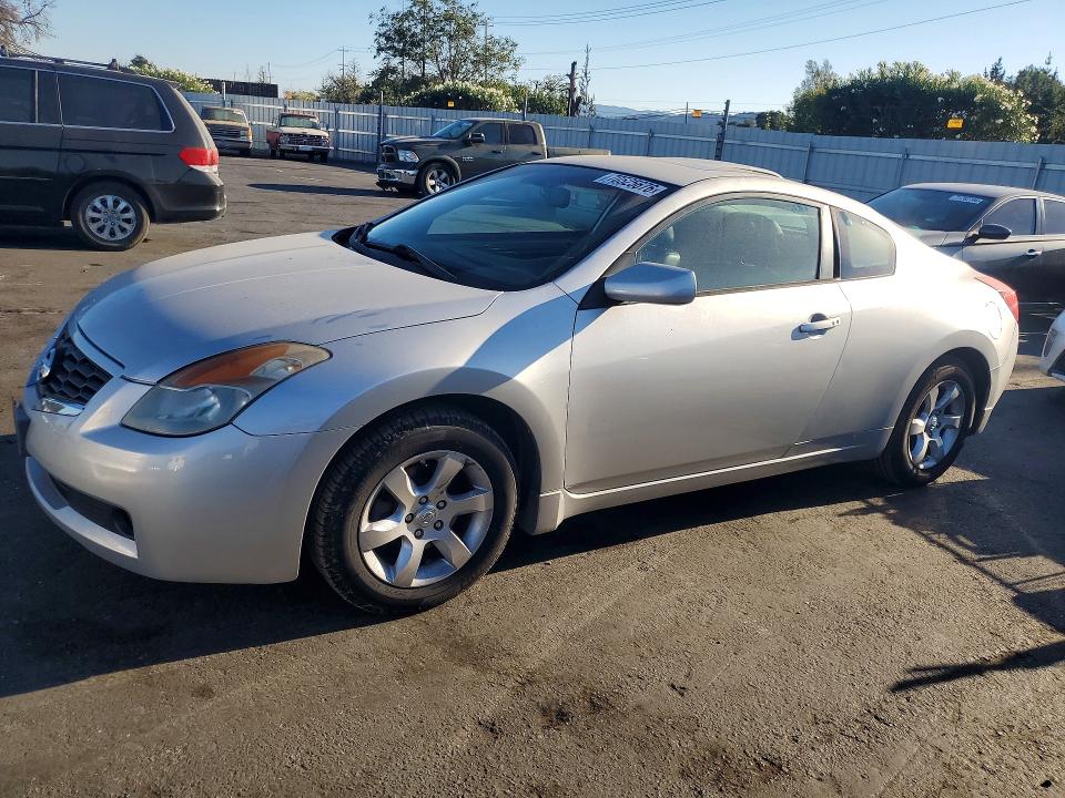 70525676 :رقم المزاد ، 1N4AL24E59C141502 vin ، 2009 Nissan Altima مزاد بيع