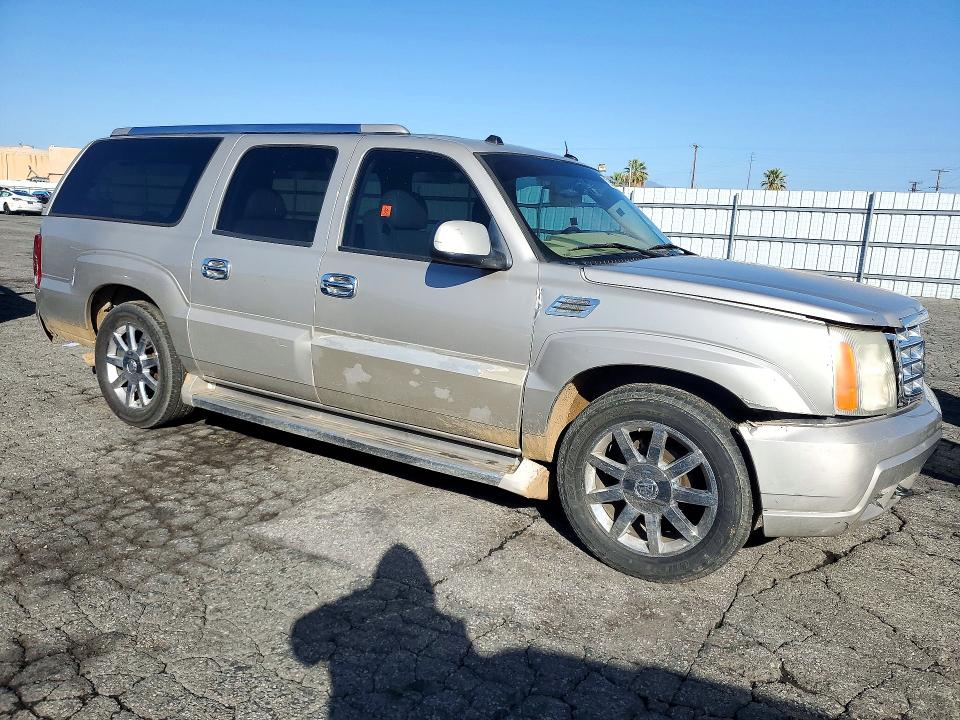 2005 Cadillac Escalade მანქანა იყიდება აუქციონზე, vin: 3GYFK66N15G219394, აუქციონის ნომერი: 72451156